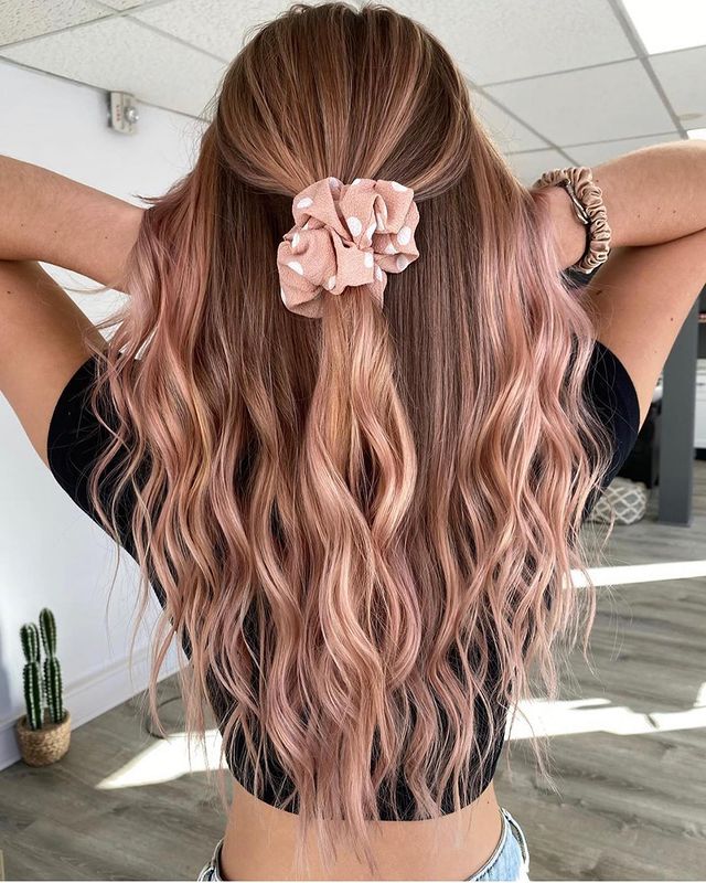 50 Irresistible Rose Gold Hair Color Looks For 2022