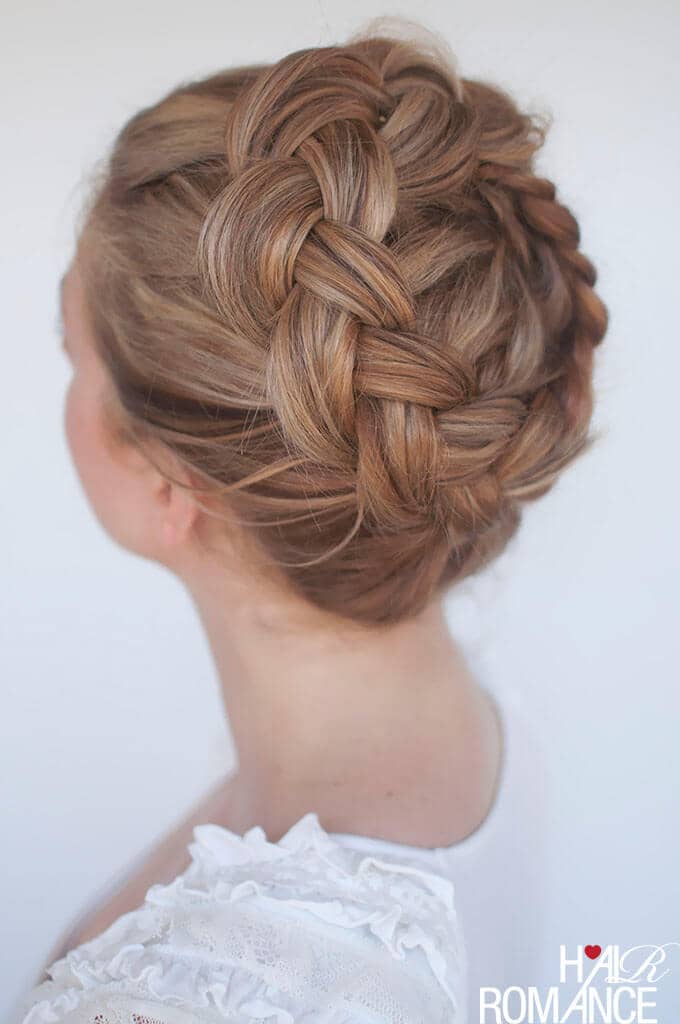 Soft and Natural Circular Updo