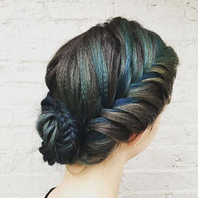 Quick Updo Shows Off Cool Colors