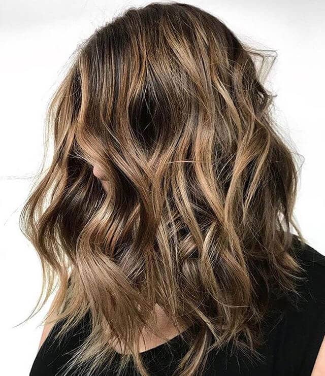 Chunky Shoulder-length Waves with Choppy Layers