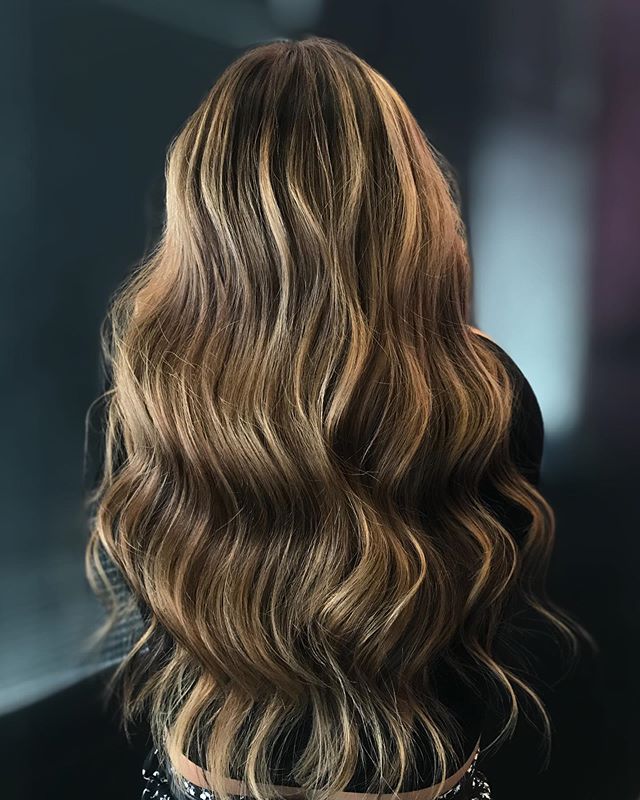 Fabulous Triangle Balayage and Brunette Combination