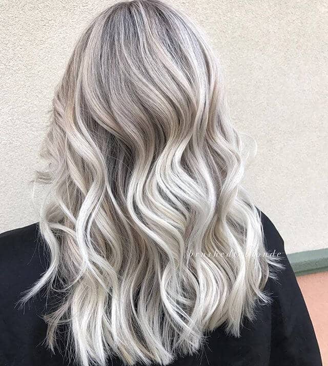 Sophisticated Silver and White Waves