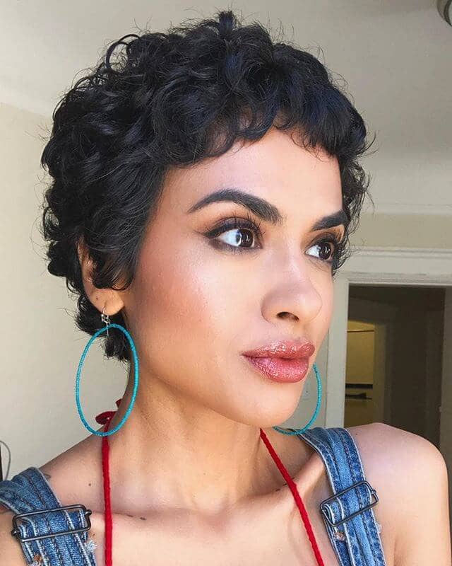 50 Bold Curly Pixie Cut Ideas To Transform Your Style in 2020