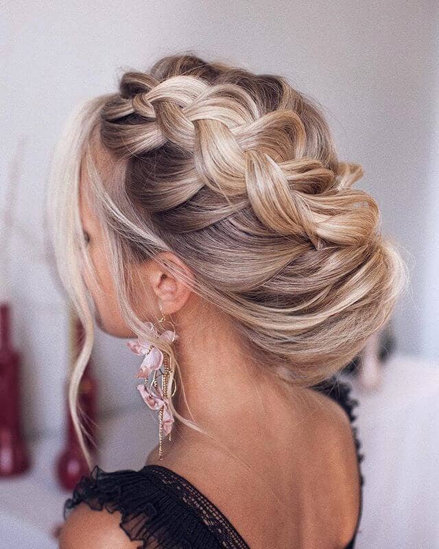 Beautiful Side-Swept Loose French Braid