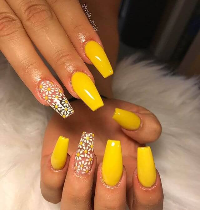 50 Gorgeous Yellow Acrylic Nails To Spice Up Your Fashion In