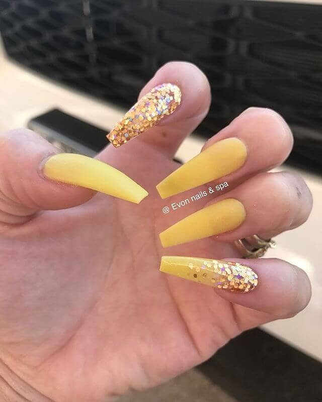 Sassy Yellow Acrylic Nails with Bold Glitter