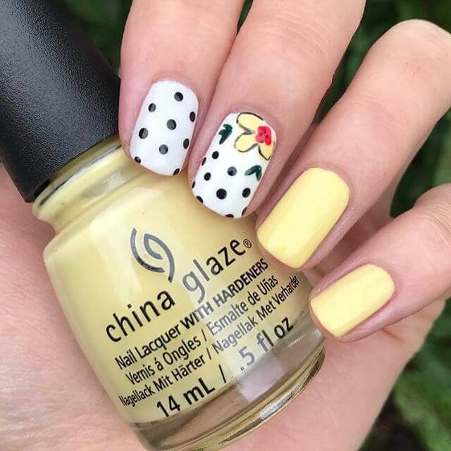 Cute and Chic Banana Yellow Nails