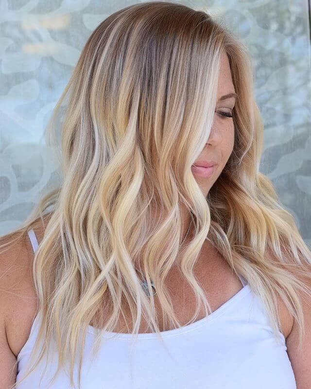 Light Blond With Natural Ombre Waves