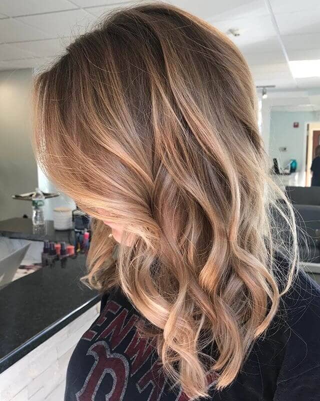 Classy Shoulder-Length Curls