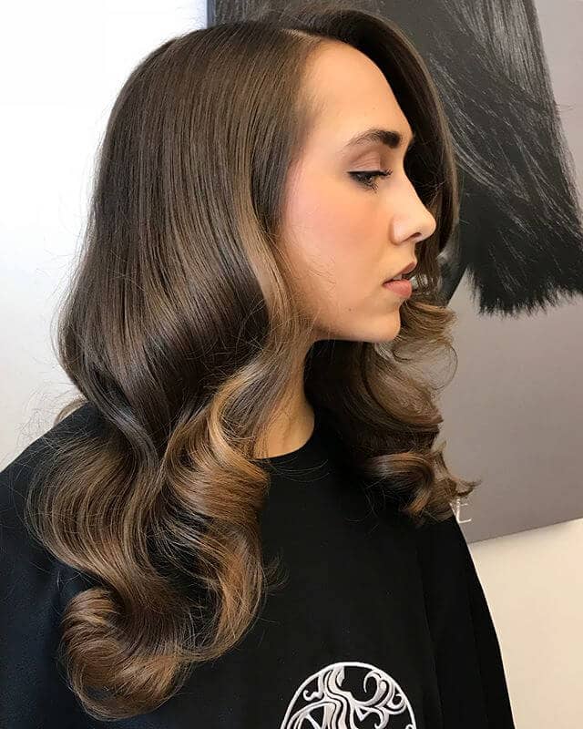 Well Defined Curls For A Romantic Ending