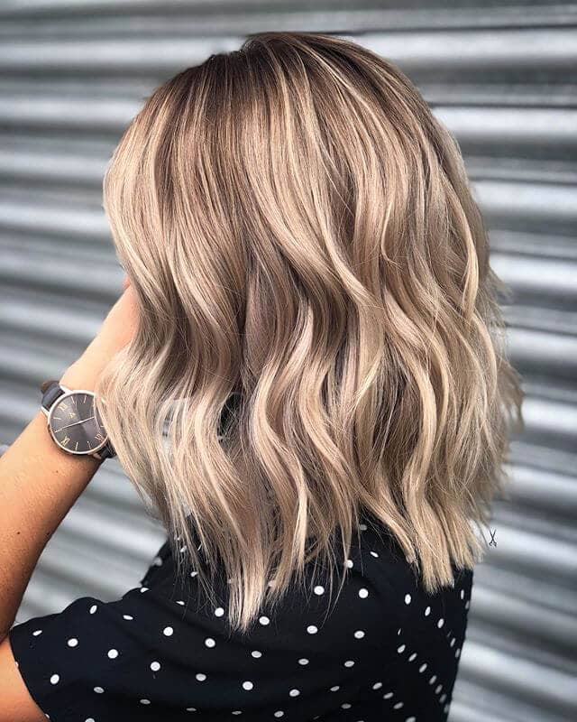 Wavy Long Bob Paired with Long Layers
