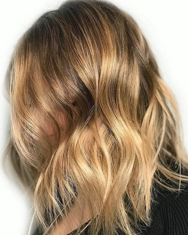 Wavy Long Bob with Golden Layers