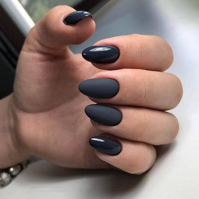 Adding Intrigue with Matte Smoky Nails, Matte Grey Nails