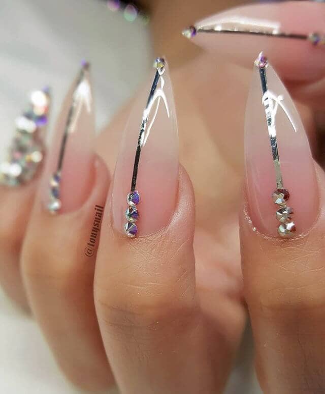 Sparkle and Line Glitzy Accent Nail