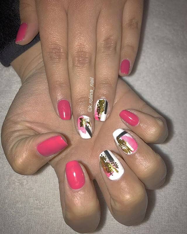 A Pop of Mod Retro Nail