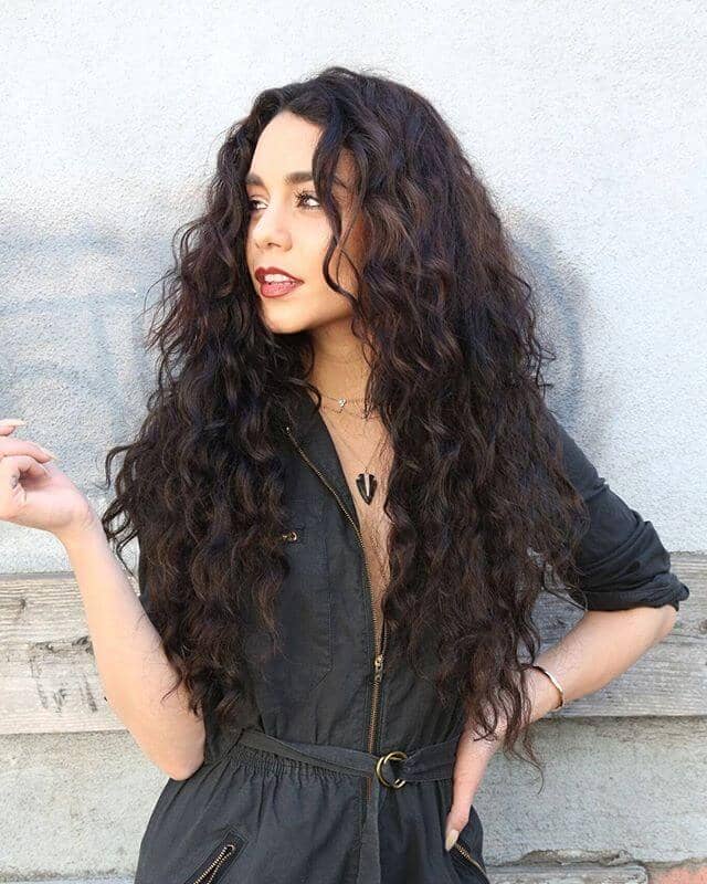 Beautiful Flowing Curly Hairstyle