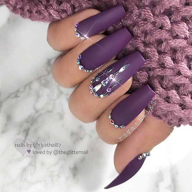 Classy Nail Designs With Diamonds That Will Steal The Show Crystal Clawz