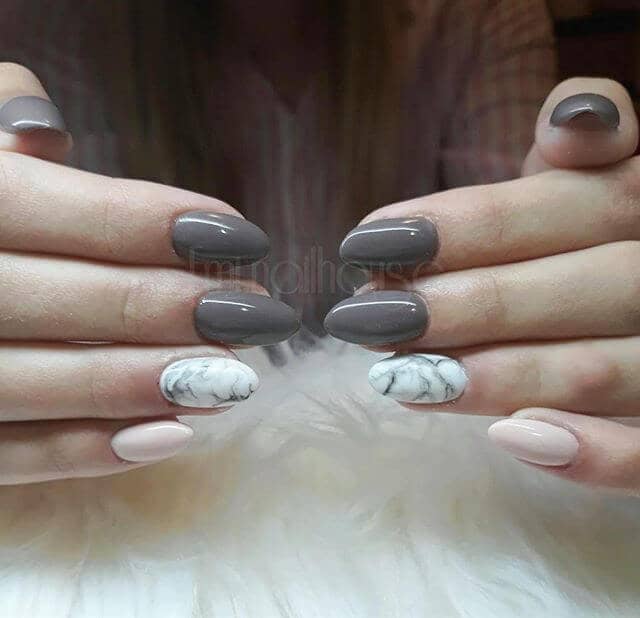 Pretty Pink and Grey Marble Nail Manicure
