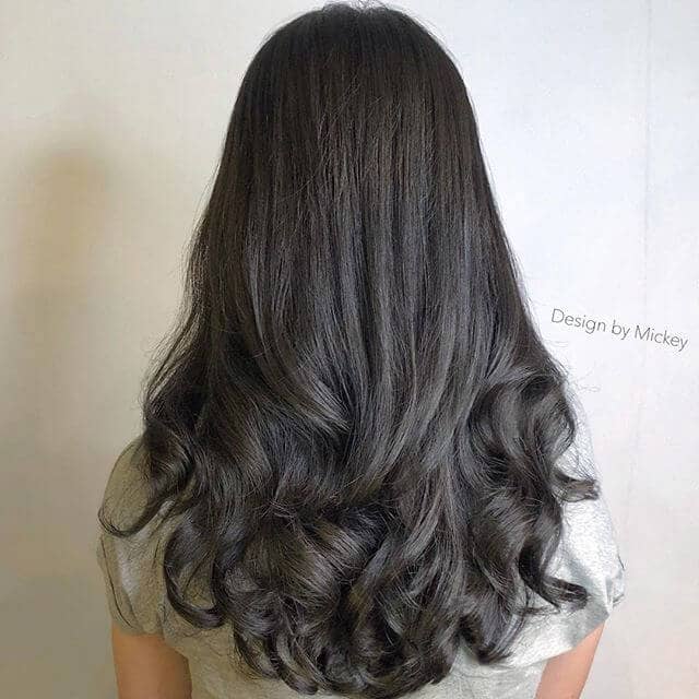 Gorgeously Simple Loose Perm Hair