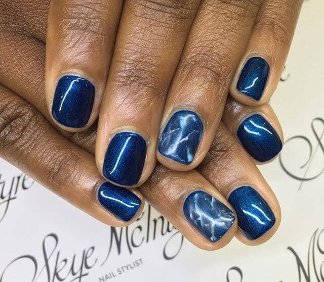 Short Metallic Blue Marble Nail Ideas