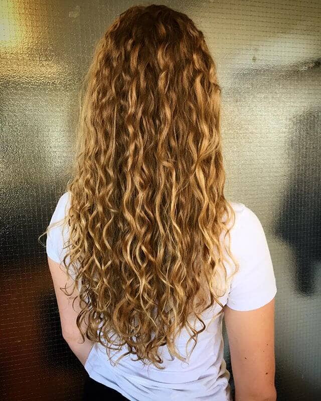  Beautiful Tight Ringlets on Long Hair