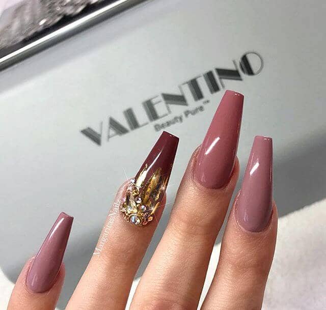 Marvelous Mauve Art Nouveau Matte Burgundy Nails