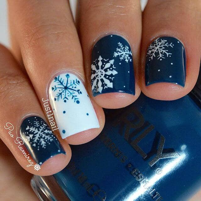 Cozy and Festive Wintery Nail Art