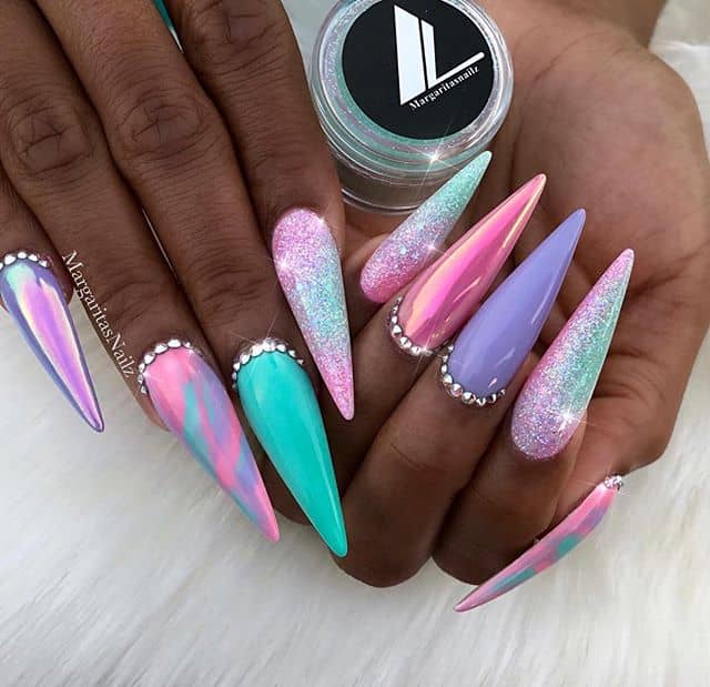 Nail Art: Unicorn Horns with Rhinestone-lined Stiletto Nails