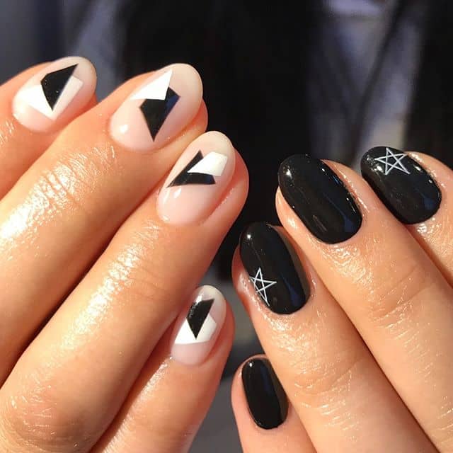 50 Stunning Black and White Nail Designs that are Easy to Create in 2022