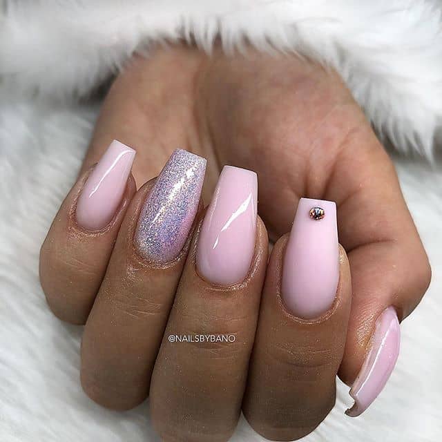 Light Purple Nails in a Sweet Lavender Shade