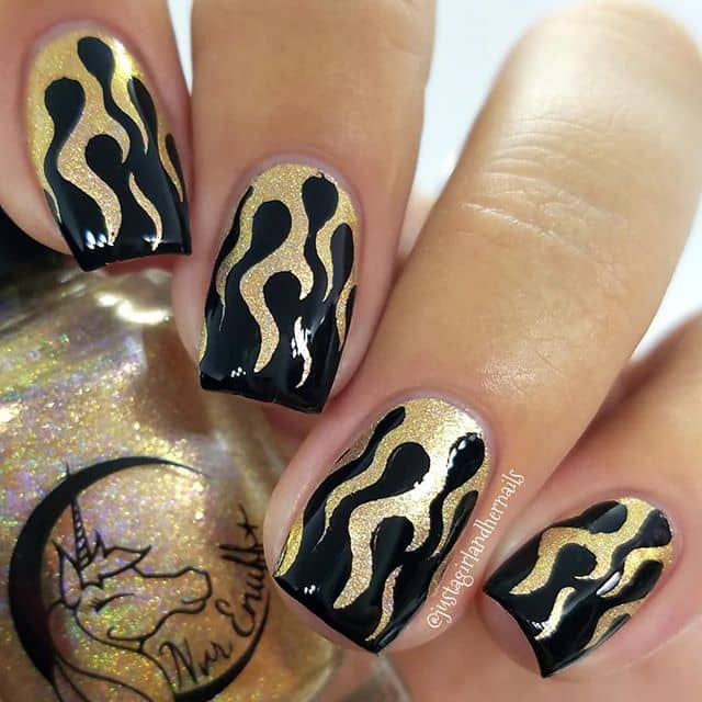 Cool Drip Art for Layered Nails