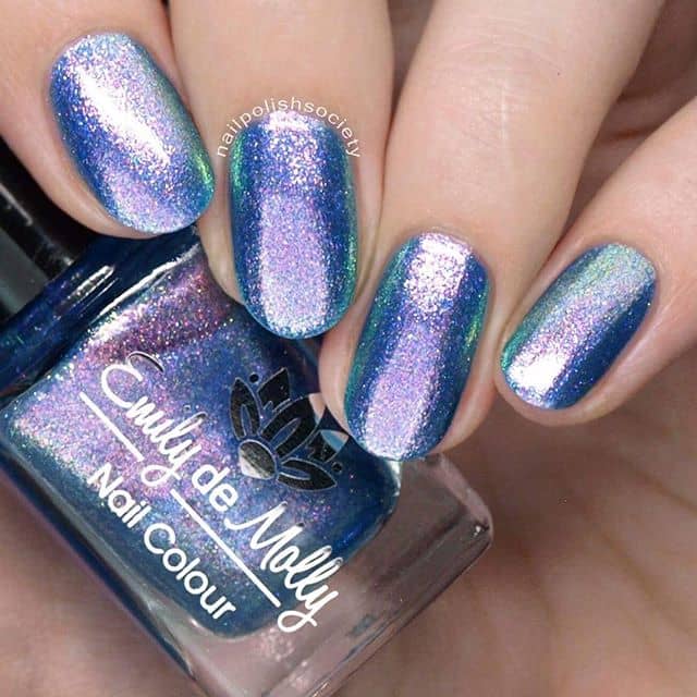 Metallic Oil Slick-Inspired Glitter Nails