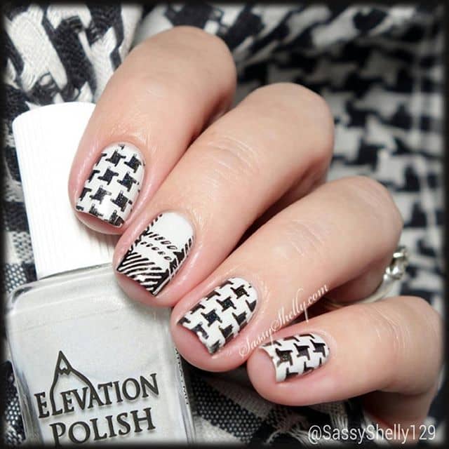 We're Going Crazy for Houndstooth