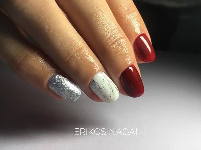 Design for Short Nails: Fancy Red Nail Polish with a Marble Twist