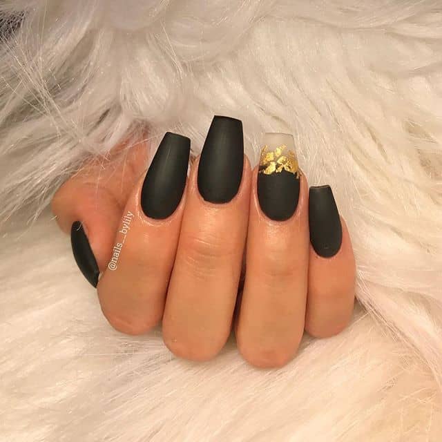 Elegant Velvet Matte Topcoat Nude Coffin Nails