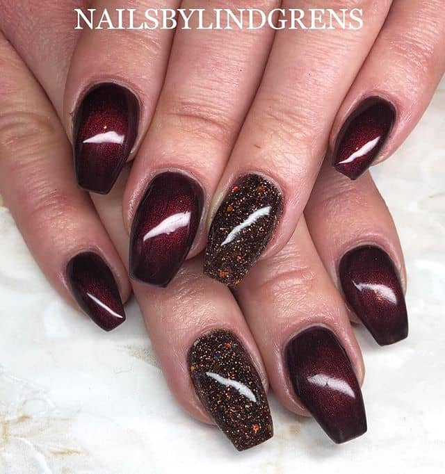 Subtlety is Key with Short Coffin Nails by Lindgrens, Stiletto Nails