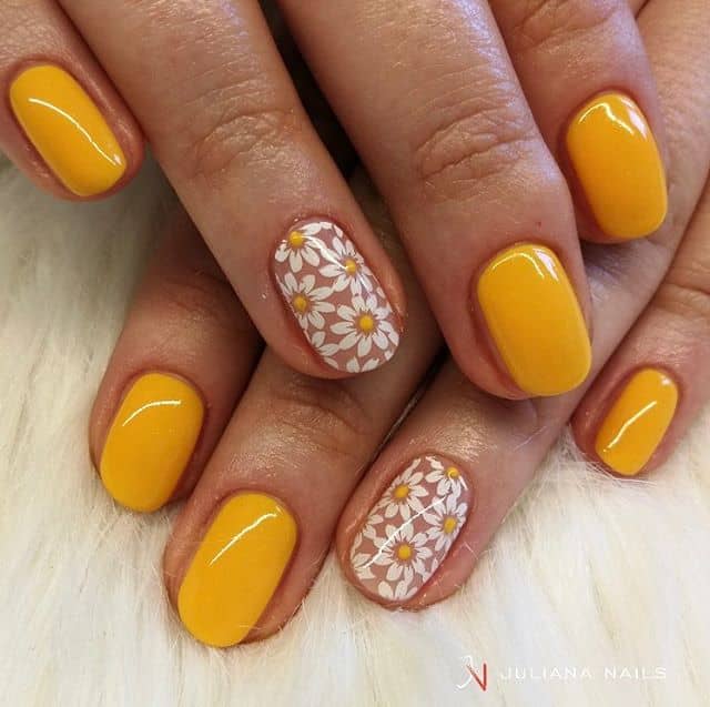 Cute Mustard Yellow and Daisies