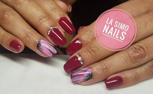 Awesome Bejeweled Red Flower Nails