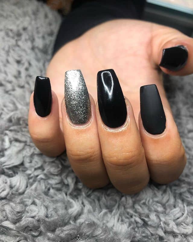 Black and Silver Square Tipped Nails