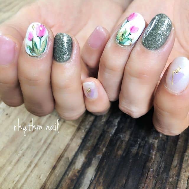 Artistic Glitter Accented Tulips