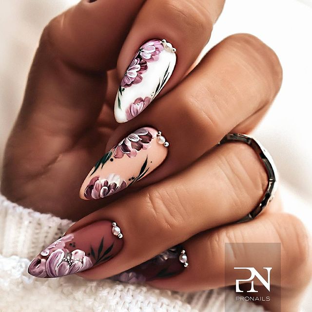 French Floral Stiletto Nails