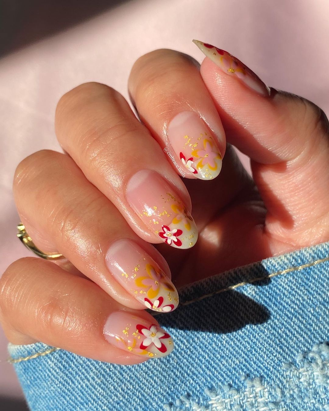 Seventies-Inspired Almond Manicure
