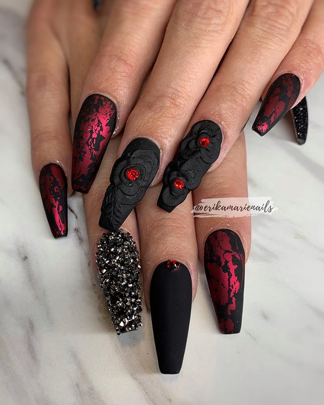 Black Rose Crackle Shimmer Acrylic Nail Ideas