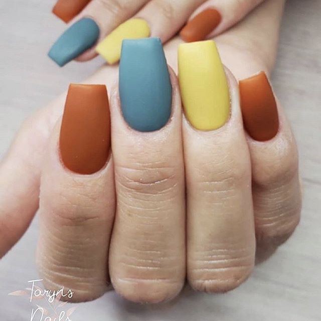 Matte Fall Nails with a Pop