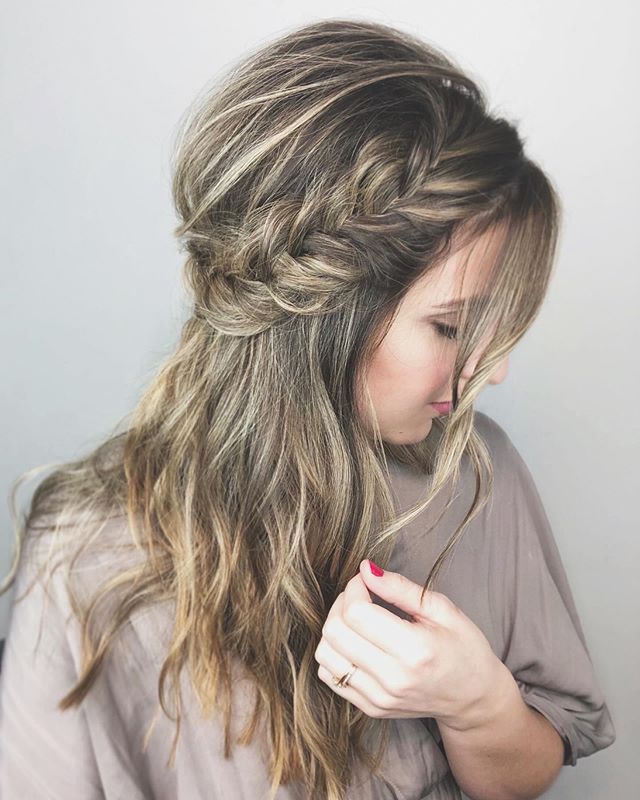 Loose Waves And Fishtail Braids