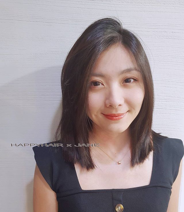 Straight Brown Bob with Side Parting for thin hair
