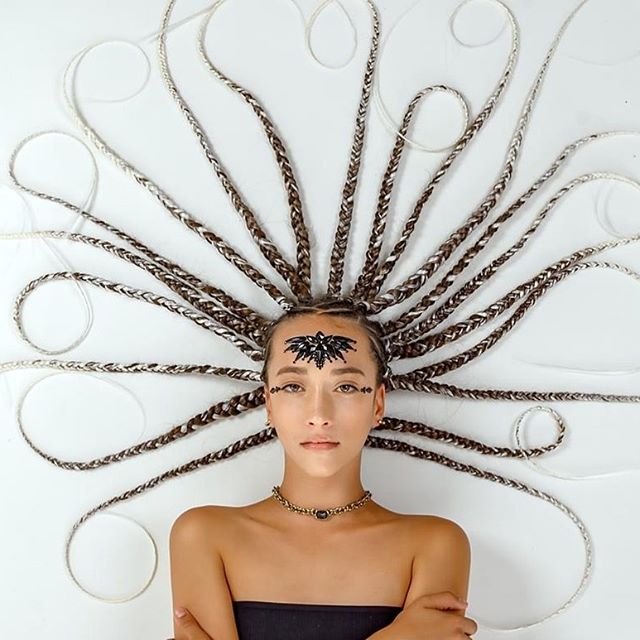 Staggering and Middle Part Tribal Braids For Women, Box Braids