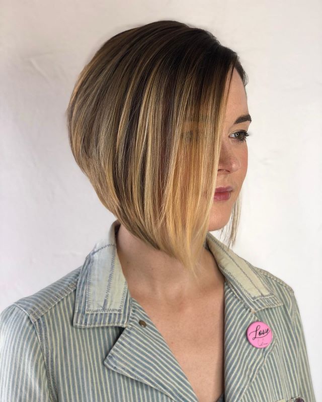  Stunning Straight Asymmetrical Bob Hairstyle Idea