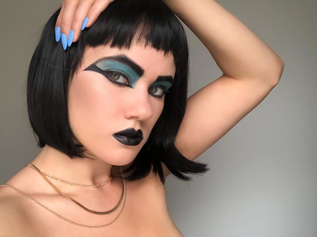  Blunt Black Bob With Bangs