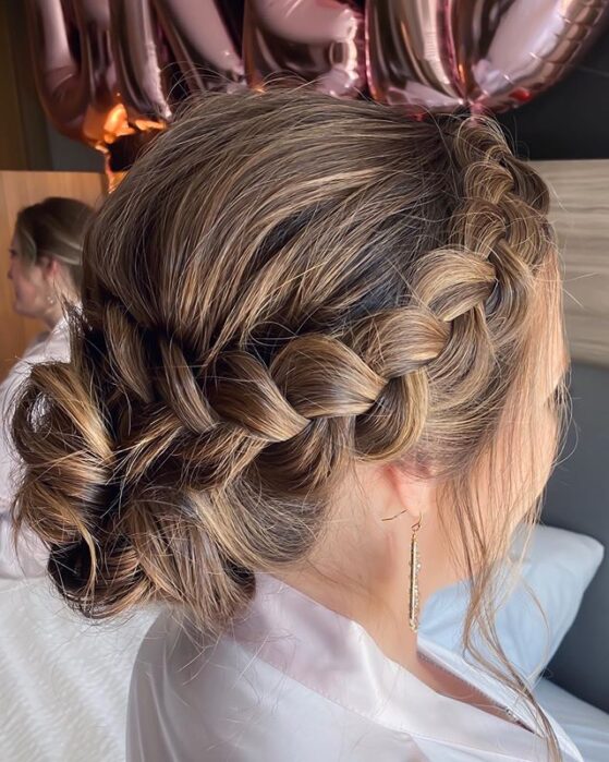 Stunning Braided Updos: Elegant & Easy Hairstyle Ideas